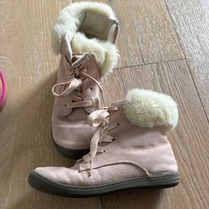 Girls cat & Jack boots